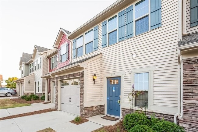 Photo - 11122 J. C. Murray Dr NW House