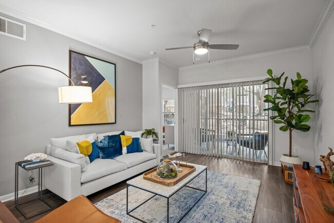 Building Photo - 12345 Lamplight Village Ave