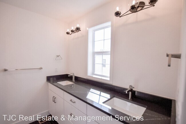 Building Photo - 2 br, 4 bath House - 11420 Uptown Ave