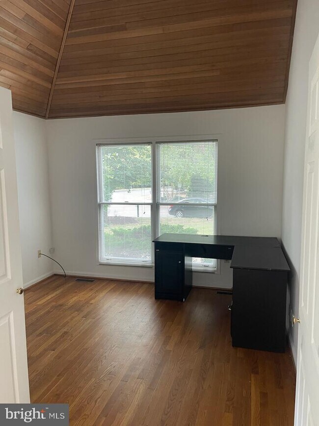 Building Photo - 2901 Winters Chase Way