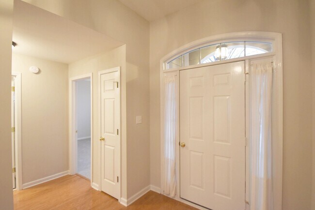 Building Photo - 273 Turnbridge Cir