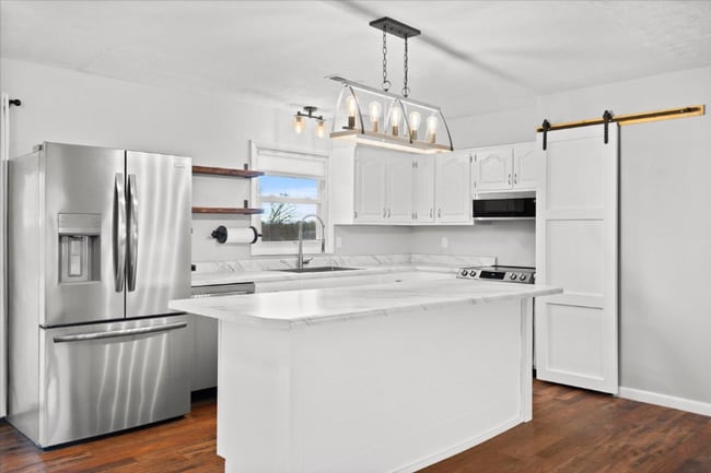 Building Photo - 122 Bright Ridge Dr