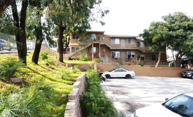 Foto del edificio - Auburn Apartments