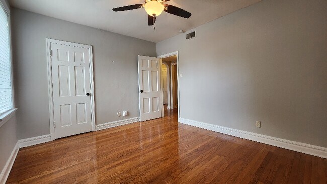 Foto del edificio - 1014 Sanford Ave