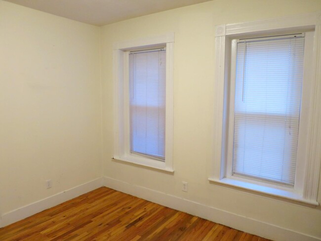 Building Photo - 6 Cypress St