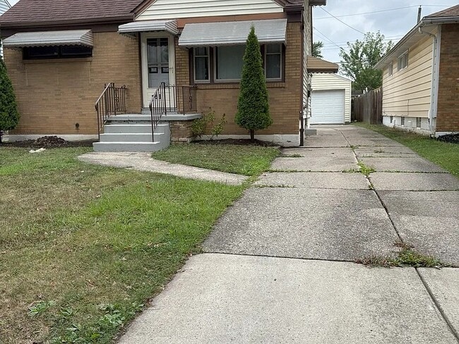 Building Photo - 159 Leonore Rd