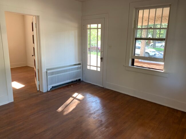 Building Photo - 476 E 3rd Ave