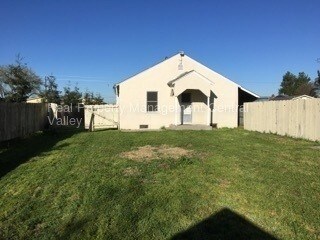 Building Photo - 17400 S Austin Rd