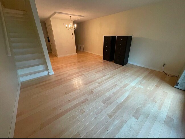 Foto del edificio - 45 Parsonage Ln