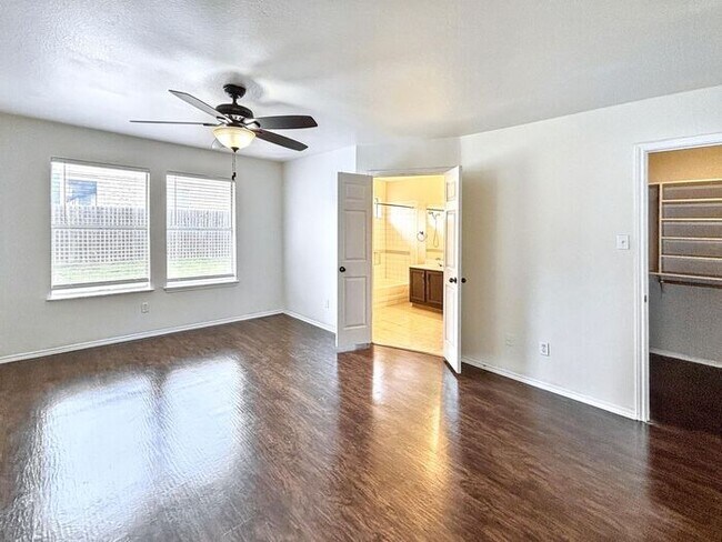 Foto del edificio - Beautiful 3-Bedroom Home: Comfort, Conveni...