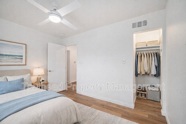 Foto del edificio - 8309 Lowell Ave
