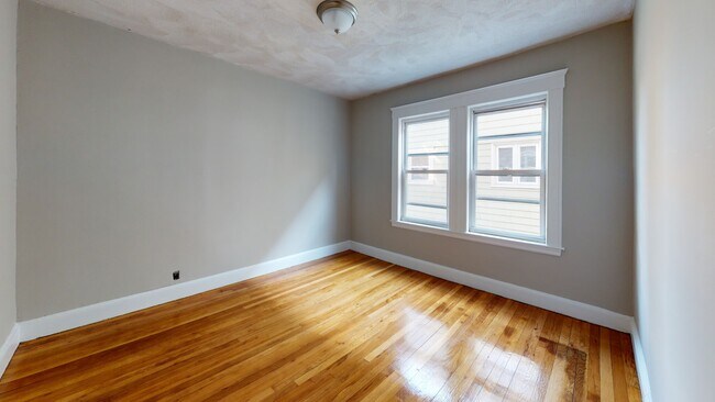 Foto del edificio - 280 McGrath Hwy