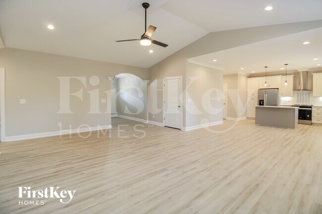 Building Photo - 899 Appaloosa Trail