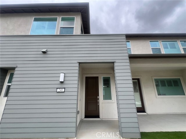Building Photo - 240 Sora