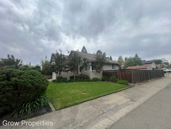 Foto del edificio - 4 br, 2.5 bath House - 6618 Skyview Dr