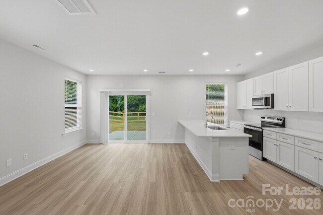 Foto del edificio - 645 Brookwood St