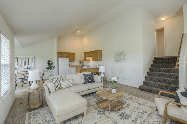 Living Room - 737 S Sumac St