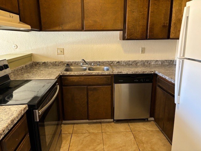 Foto del edificio - 6308-6312 Porterfield Ct