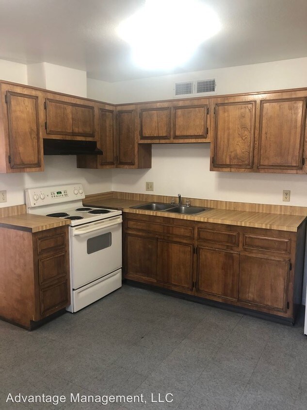 Foto principal - 2224 N Ralph Ave