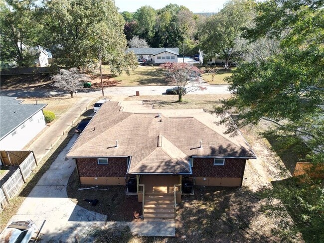 Building Photo - 2041 Nettie Ct