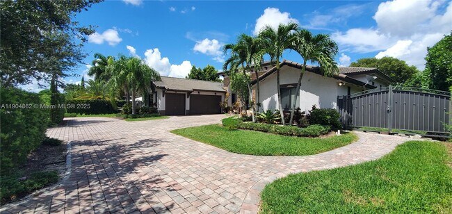 Foto del edificio - 12965 SW 197th St