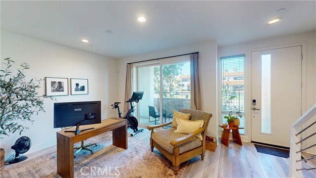 Foto del edificio - 685 W 17th St