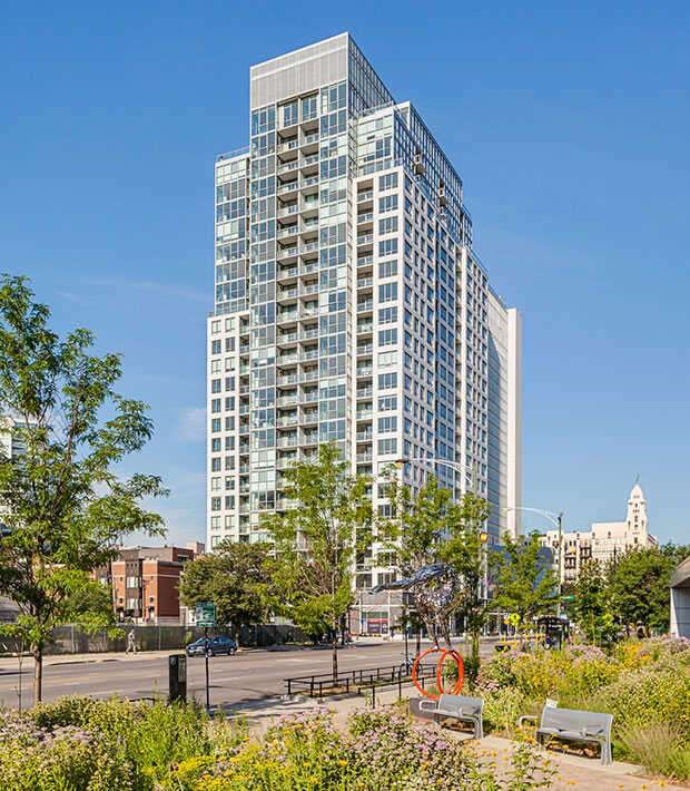 Primary Photo - 750 N Hudson Ave