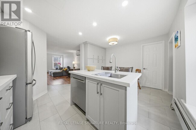 Photo du bâtiment - 209 Hunter St E