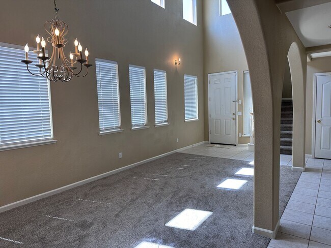 Foto del edificio - North Natomas 2 Story Natomas Park 4 bed 3...