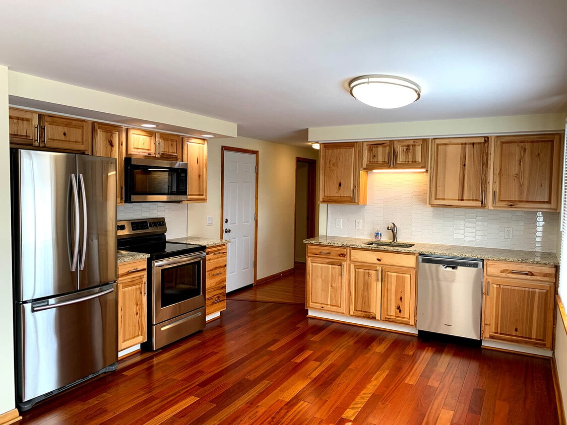 Kitchen - 116 N Union Rd