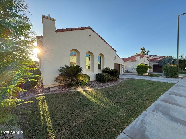 Foto del edificio - 3320 S Waterfront Dr