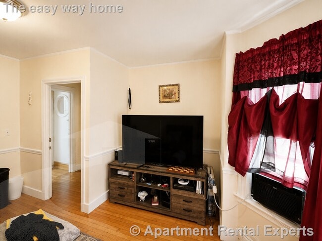 Photo - 30 Hume Ave Unit #2 Apartment