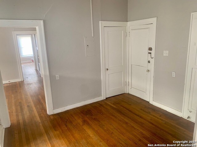 Foto del edificio - 1140 W Ashby Pl