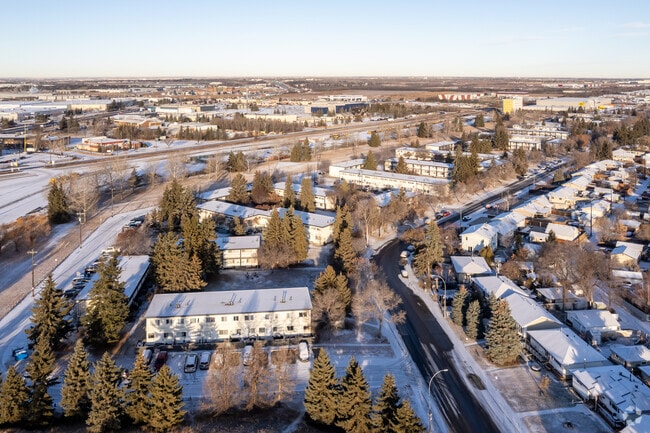 Photo aérienne - Wellington Park Townhomes