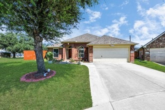 Building Photo - 10850 White Oak Point Ct