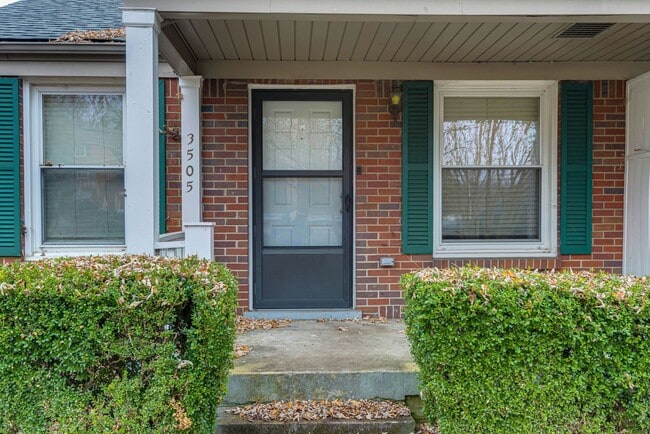 3bed 2bath West End Duplex - 3bed 2bath West End Duplex House