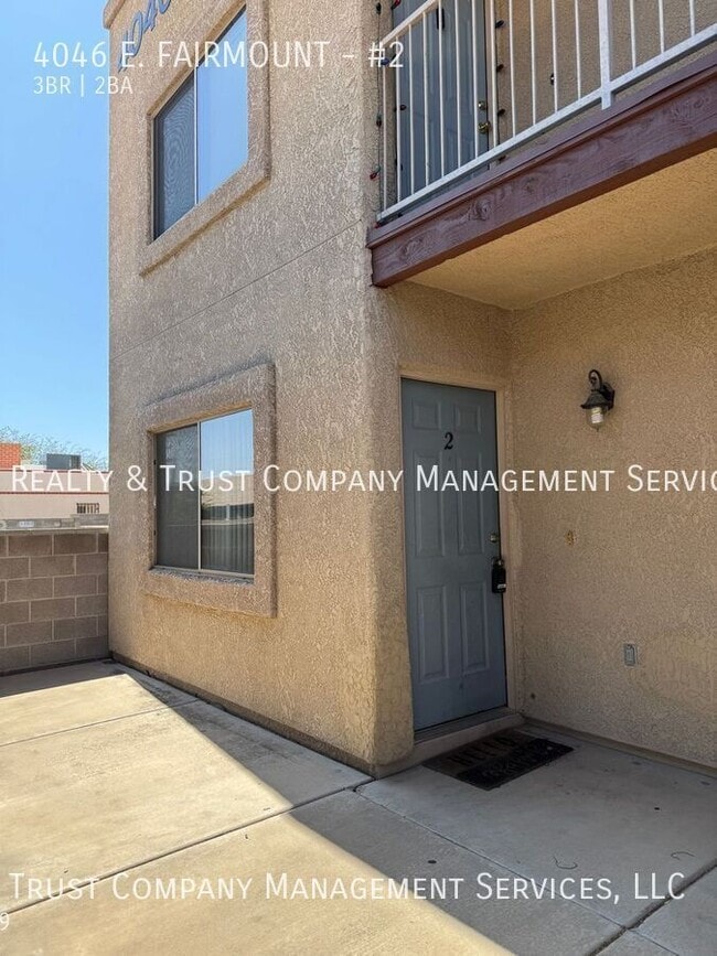 Building Photo - 4046 E. FAIRMOUNT-#2