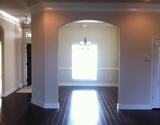 Building Photo - 703 SW Elmside Dr