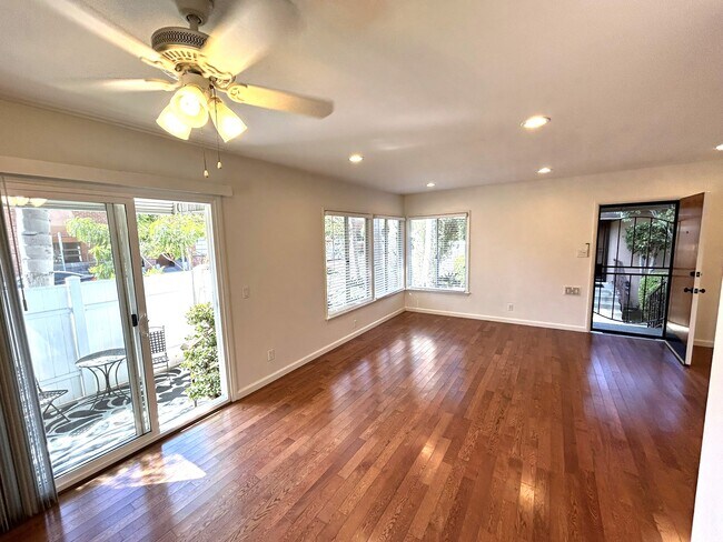 Foto del edificio - 2226 S Carmelina Ave