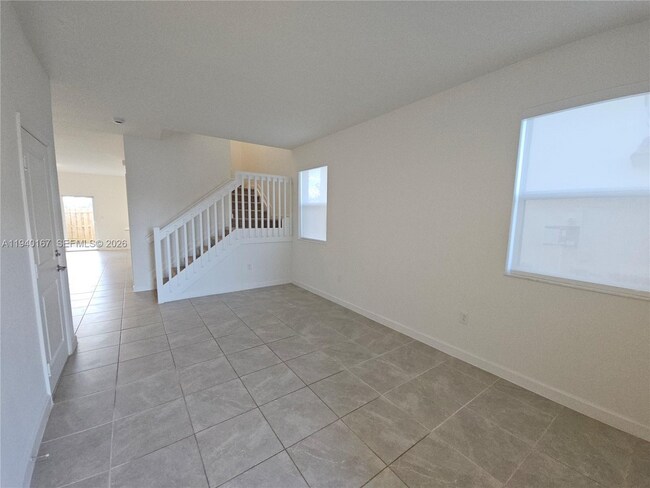 Foto del edificio - 2530 SE 29th St