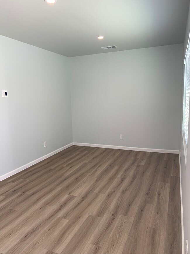 Sala de estar - 3932 Walgrove Ave