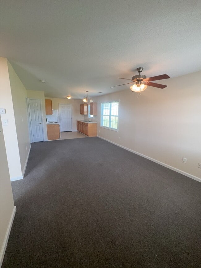 Building Photo - 204 Angus Ln