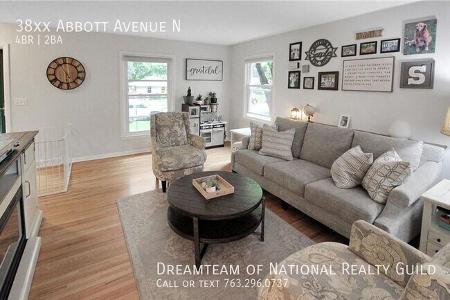 Foto del edificio - 3300 Oakdale Ave N