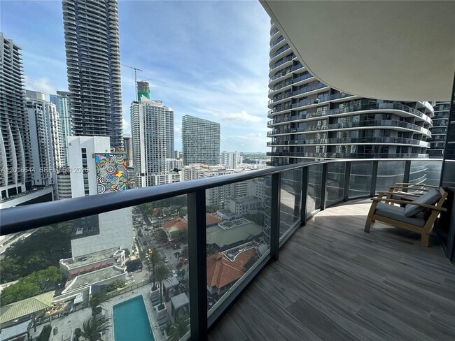 Building Photo - 801 S Miami Ave