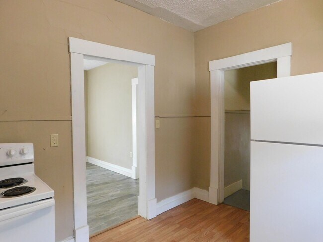 Foto del edificio - Charming 2 Bedroom/1 Bath Home in El Dorado!
