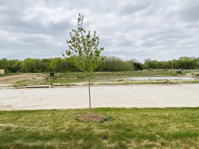 Building Photo - 5474 N Colburn Ct