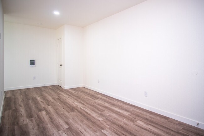 Foto del edificio - 4168 32nd St