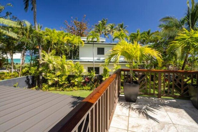 Building Photo - Beachside Luxury: 4BR Mokulua Seaside w/  ...