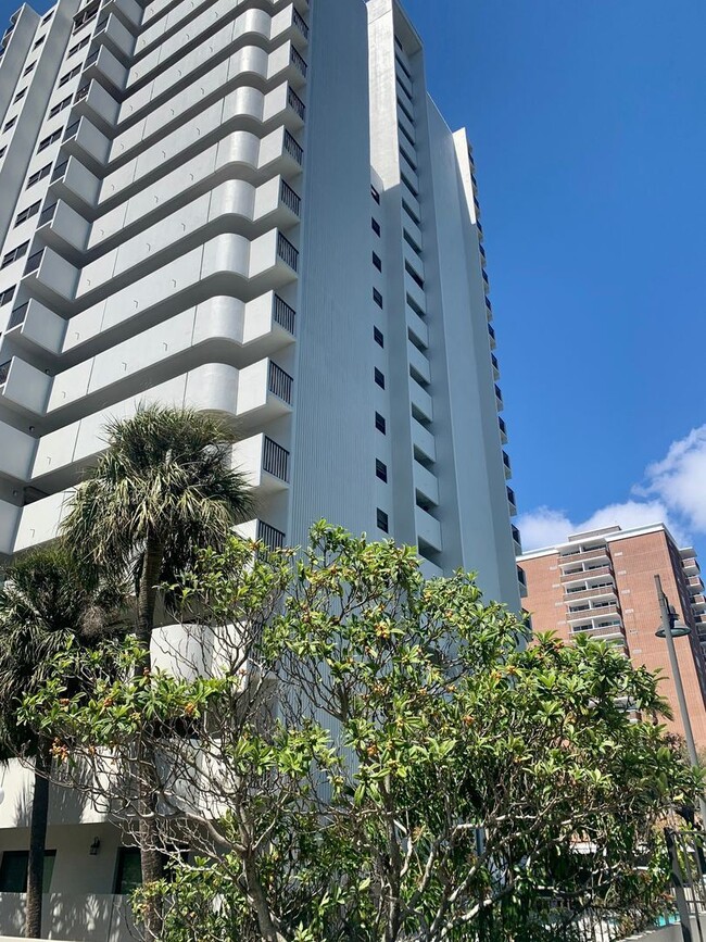 Foto del edificio - 1 br, 1.5 bath House - 4141 BAYSHORE BLVD ...