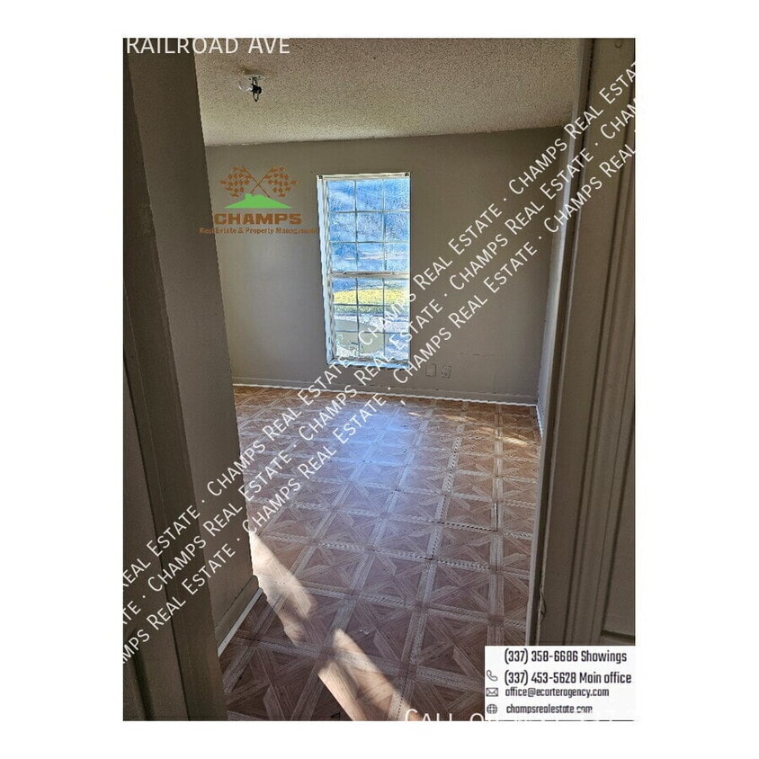 Foto del edificio - 1232 S Railroad Ave